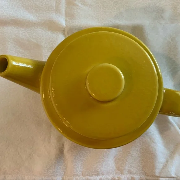 Sankai Common Teapot Pottery Stainless Steel Tea Strainer Yellow 33.8 fl oz.